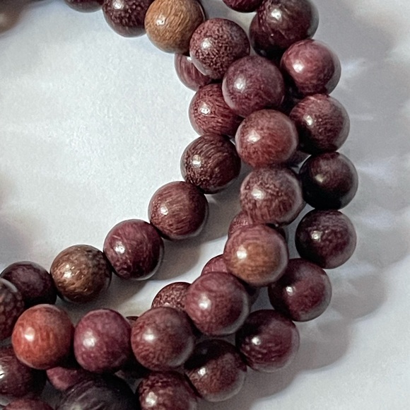 Sandalwood Purple Mala Beads Natural Wood 108 Beads - Picture 2 of 5